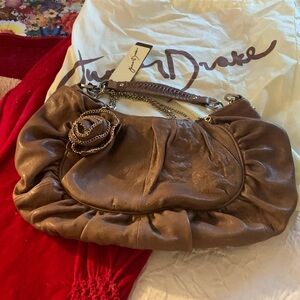 SALE Junior Drake Venus chain flower purse camel tan dove NWT